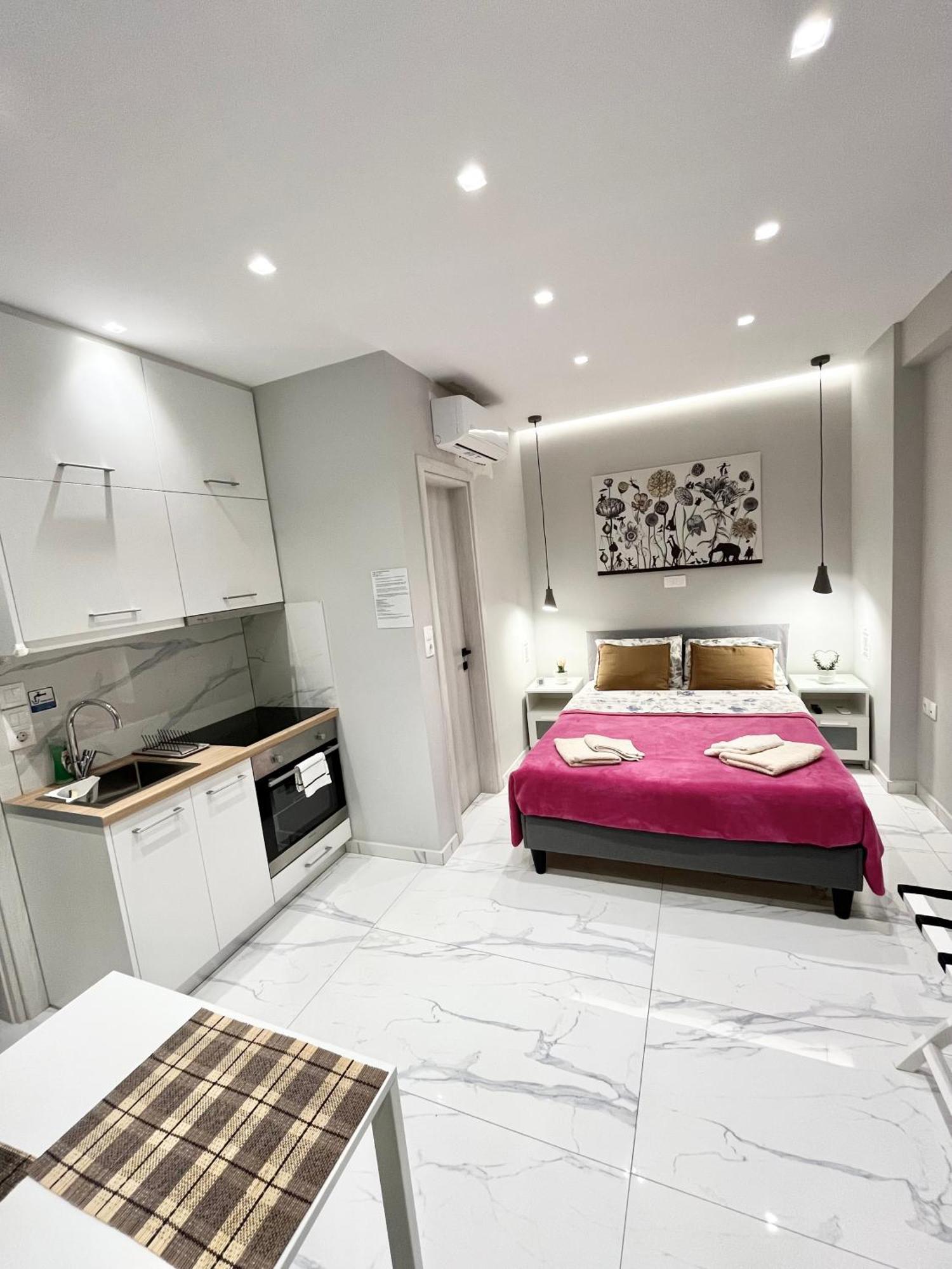 Blueline Apartment 2 Лутракі Екстер'єр фото