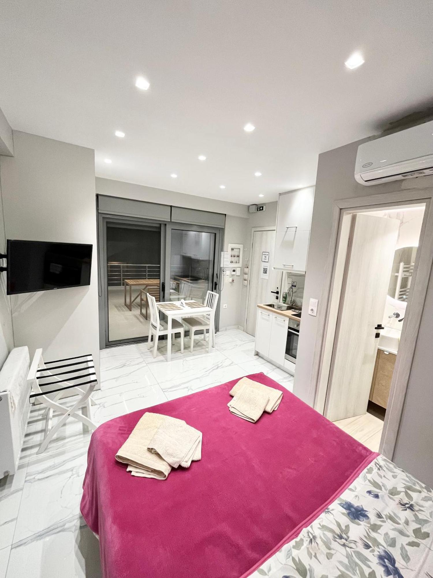 Blueline Apartment 2 Лутракі Екстер'єр фото