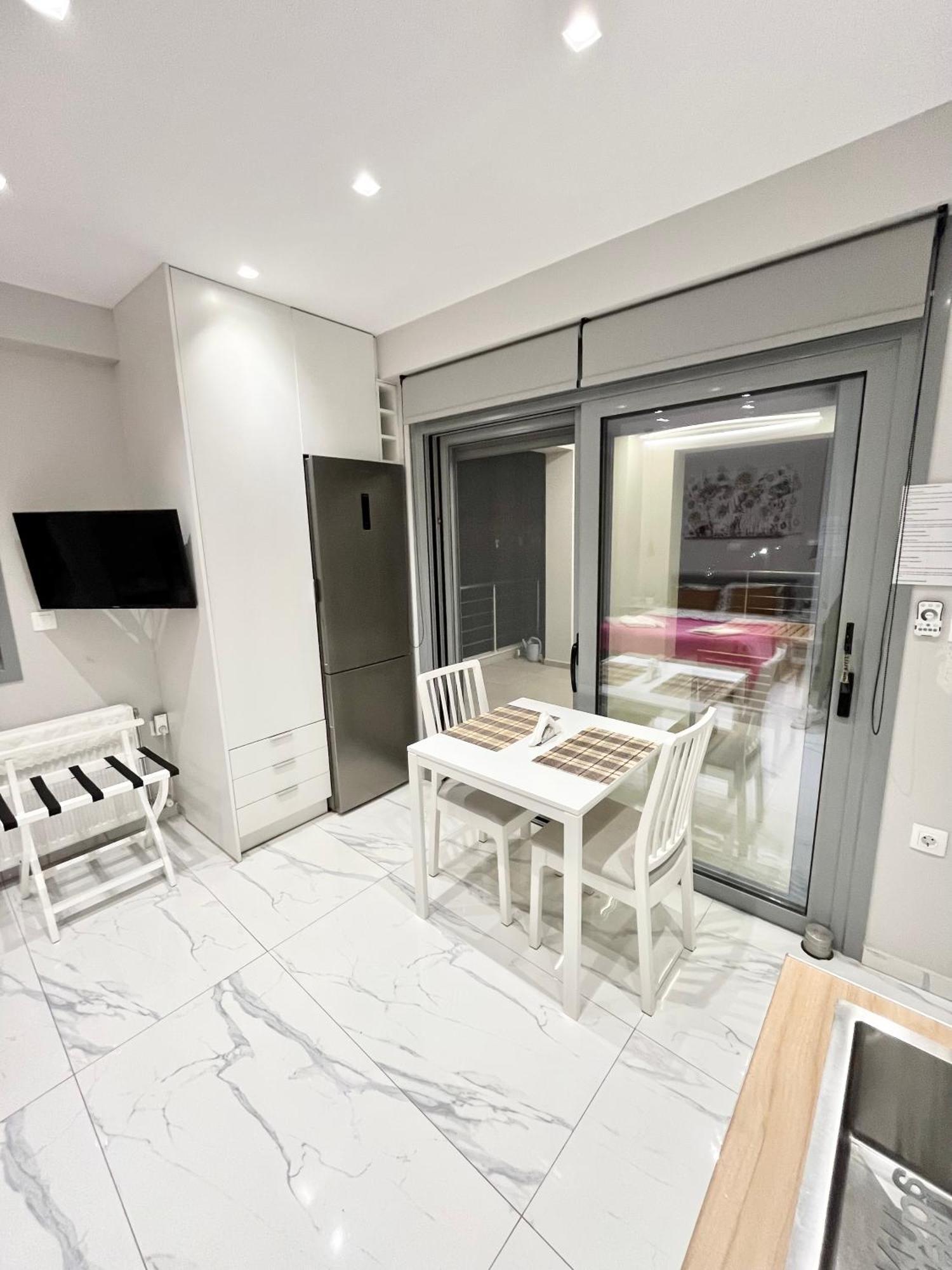 Blueline Apartment 2 Лутракі Екстер'єр фото